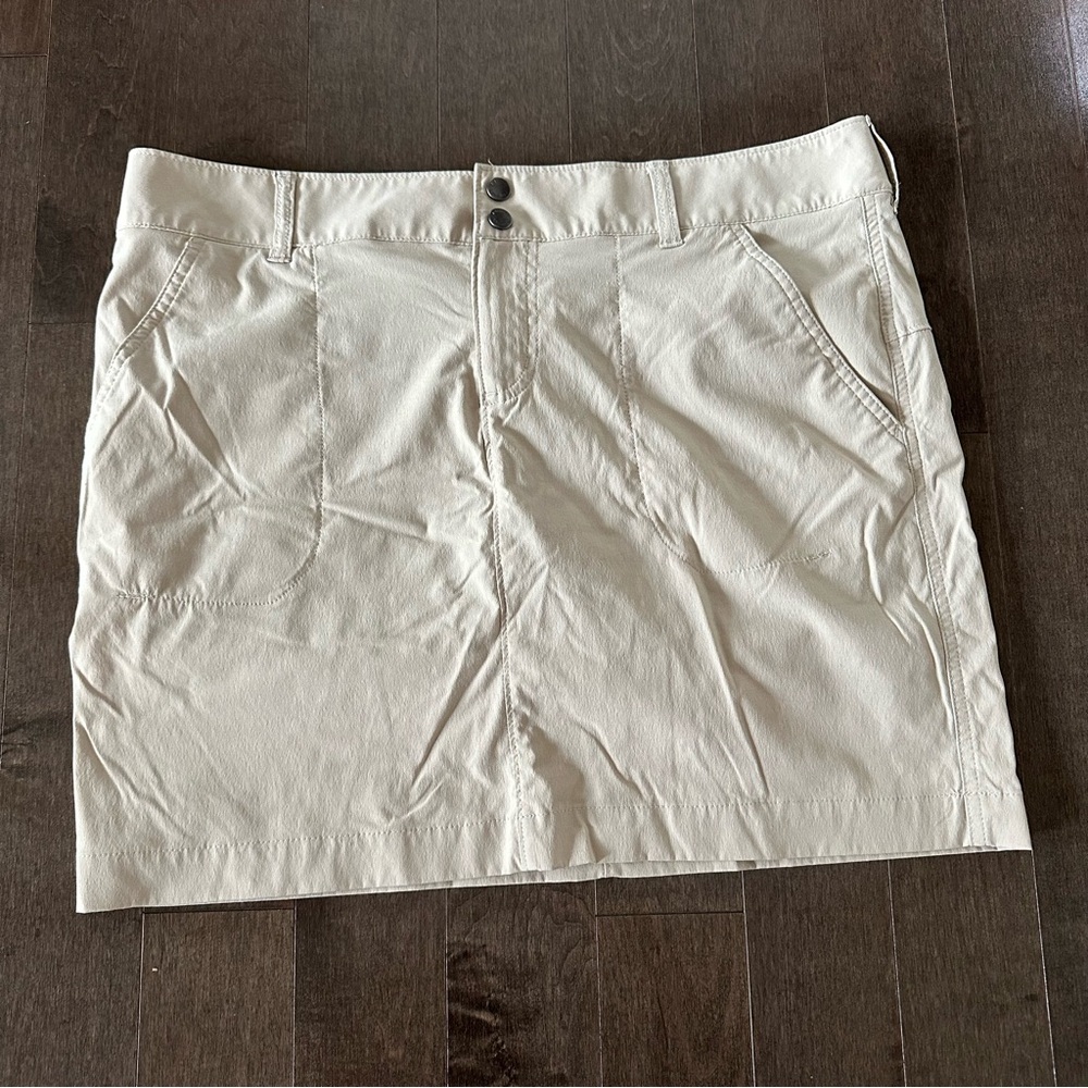 Columbia Skort Outdoors Hiking Comfort Casual Granola Girl‎ Tan 14